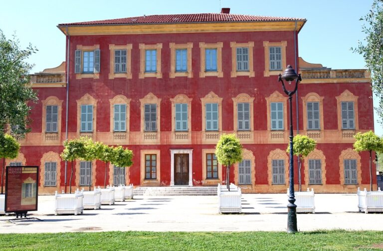 Ville de Nice Villa des Arenes actuel Musee Matisse avenue des Arenes de Cimiez