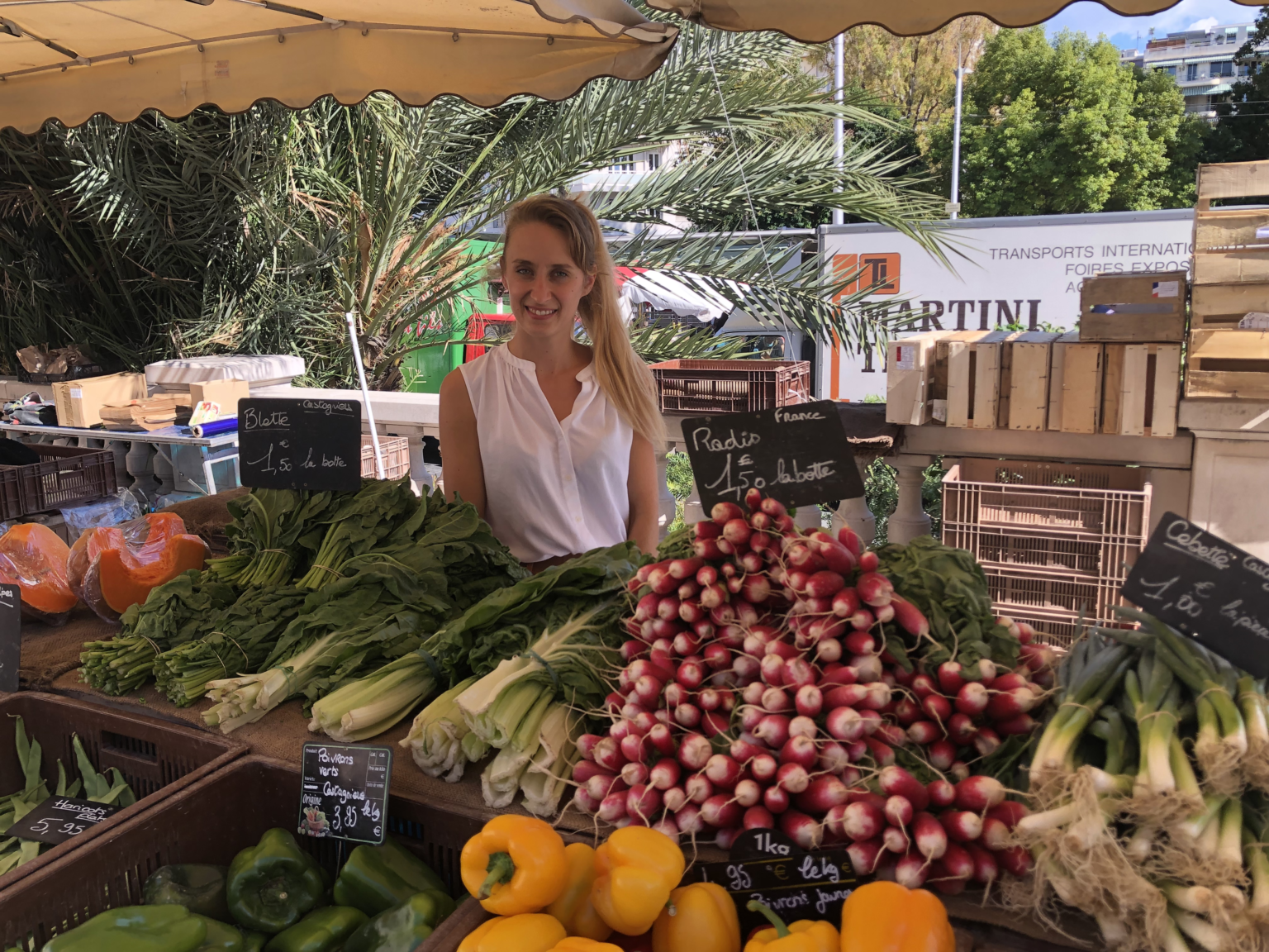 ILS FONT NICE. « Faire perdurer les traditions » au marché de la Libé avec Laurène Cappan IMG 5237