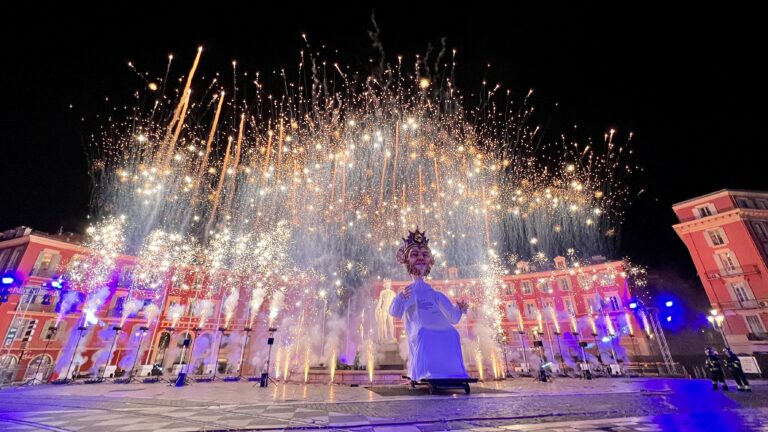 nice carnaval 2022 roi des animaux