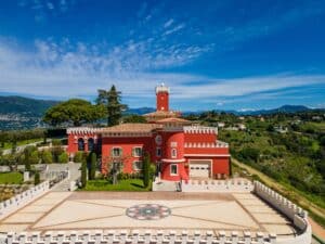 Le Château de Crémat LArt de la Fête 2022 02