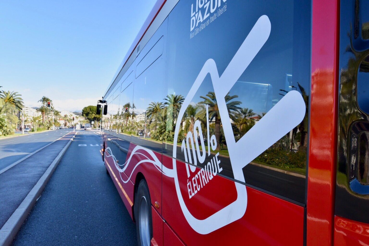 Nice bus électrique