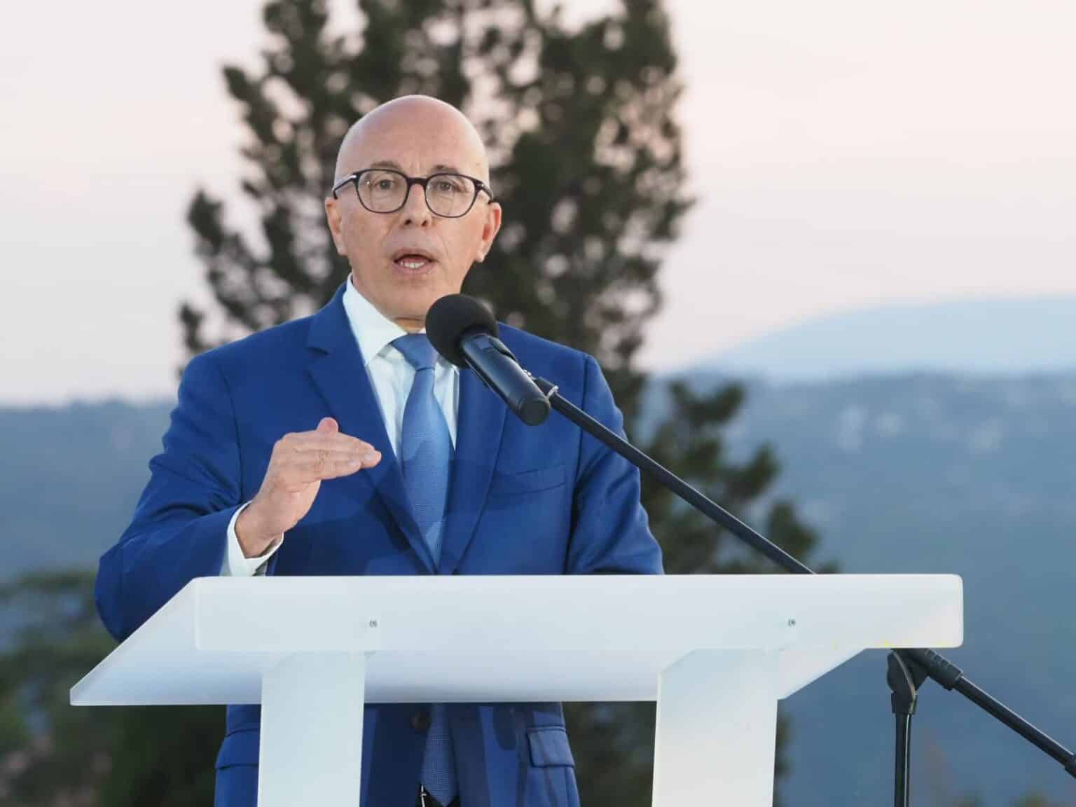 « La France est-elle encore une démocratie ? »: Marine Le Pen condamnée, son allié Eric Ciotti sous-entend un complot via « un système de captation du pouvoir » Eric Ciotti