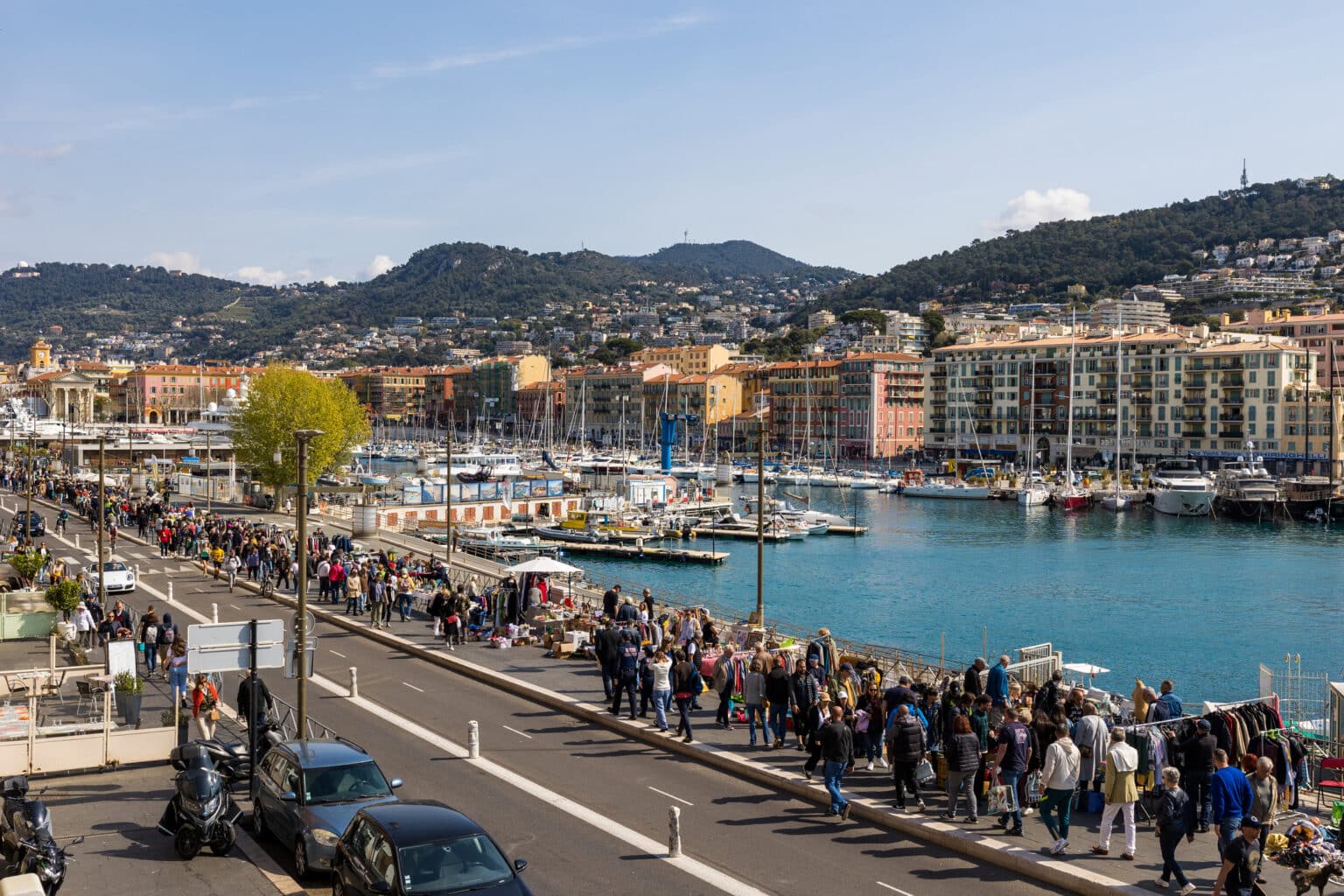 Nice port gens quais