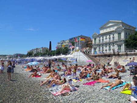 Nice touristes plages