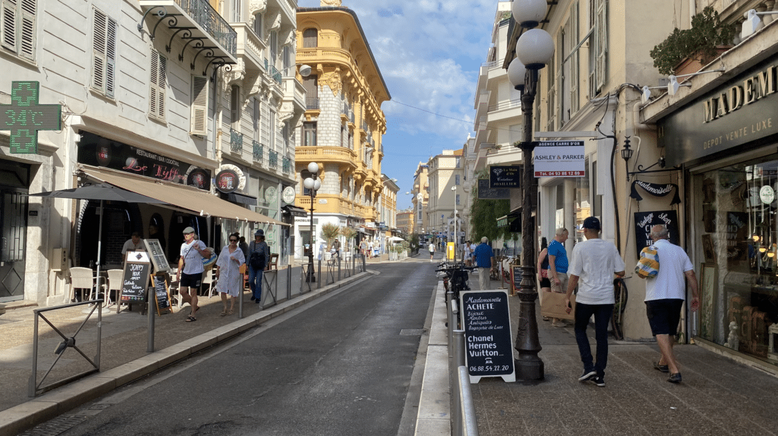 « Nous sommes laissés de côté » : à Nice, la rue de France attend (toujours) son heure Capture decran 2023 09 12 a 17.08.12