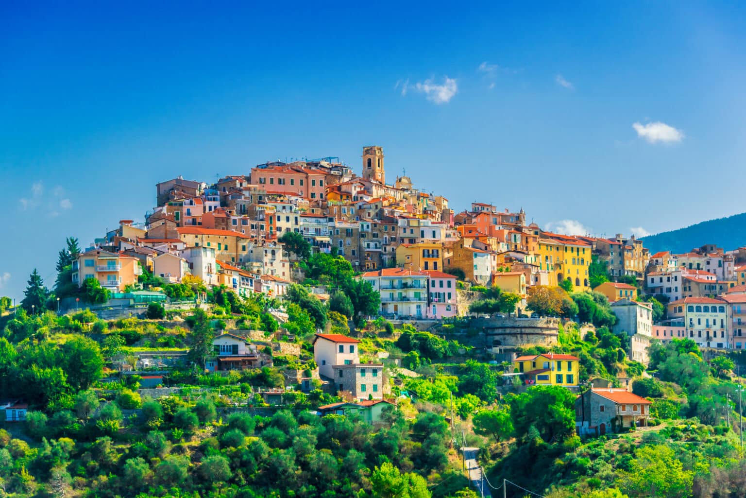 Balade du week-end : à 1 heure de Nice, ce village italien ne peut que vous séduire (photos) Depositphotos 218411344 L