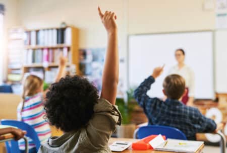 écoles écoliers enfants jeunes