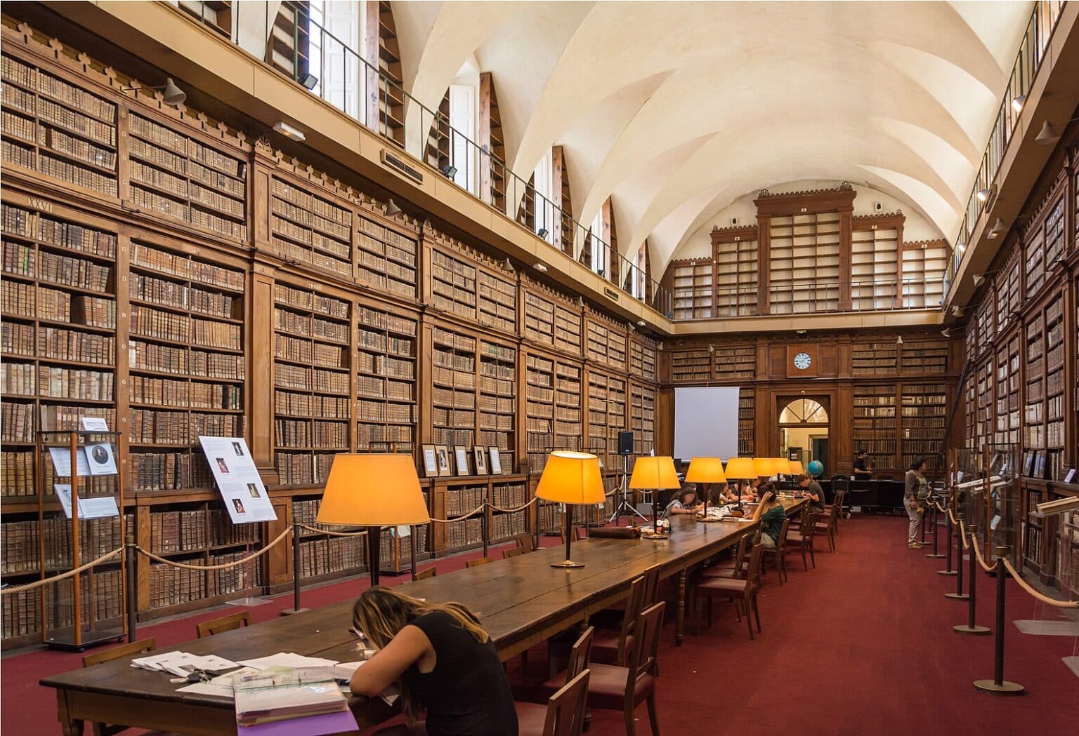 1581px Corsica Ajaccio Bibliotheque Fesch 2014
