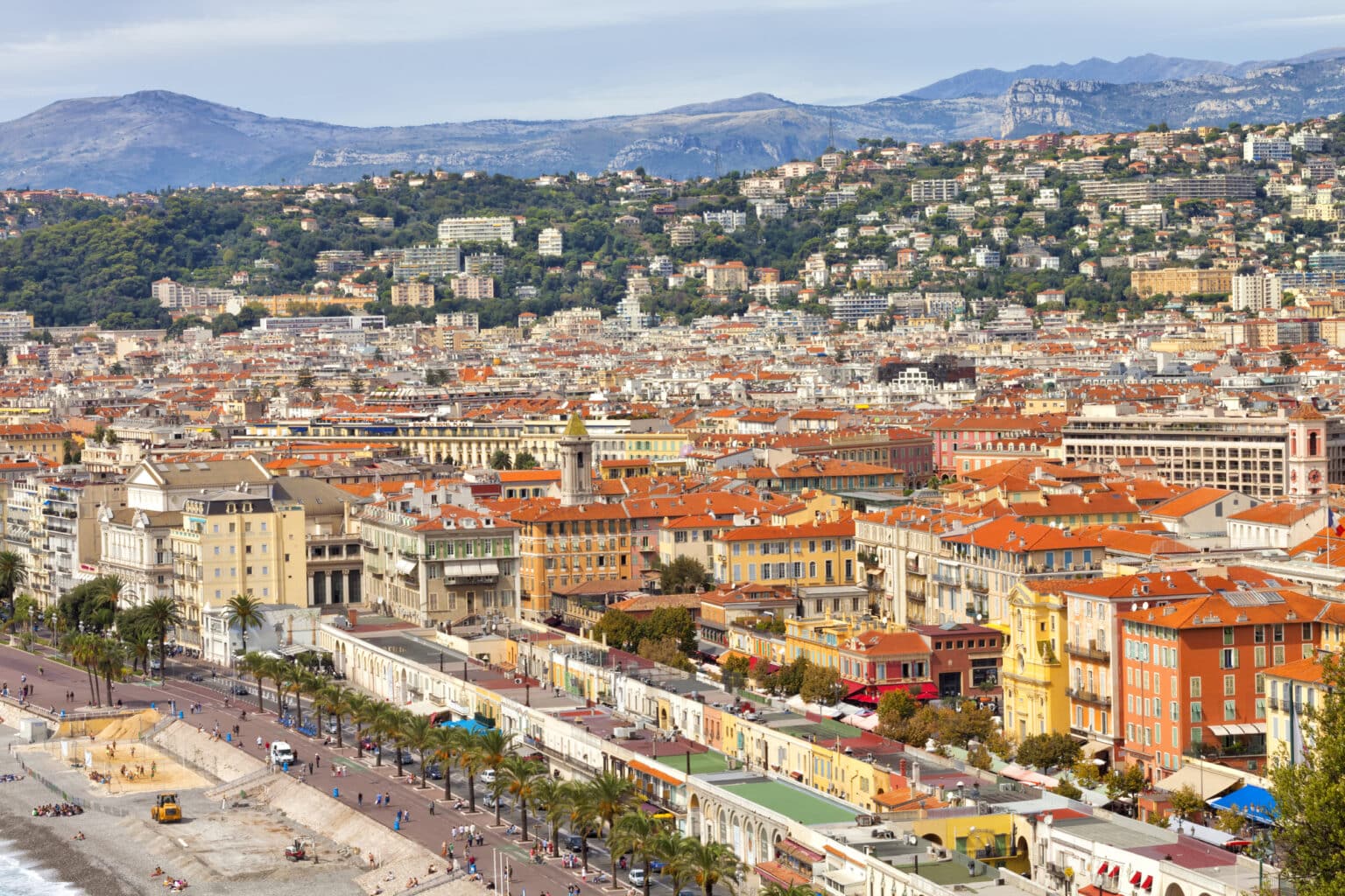Crise du logement : la métropole de Nice présente son plan de bataille Nice vue aérienne