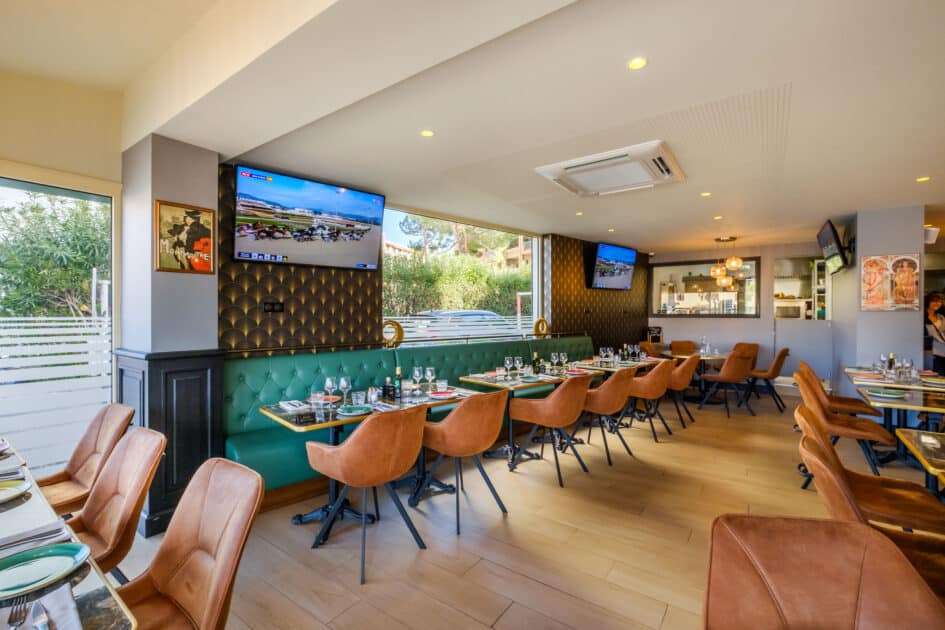 Pays de Nice : PMU lance son concept de bistrots élégants dans ces deux cités de la Côte d'Azur, découvrez-les en images 2 La Cravache Cagnes sur Mer 63 0