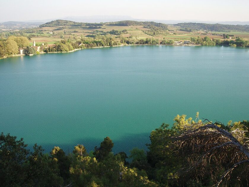 1024px Etang de la bonde 3 Vaucluse France