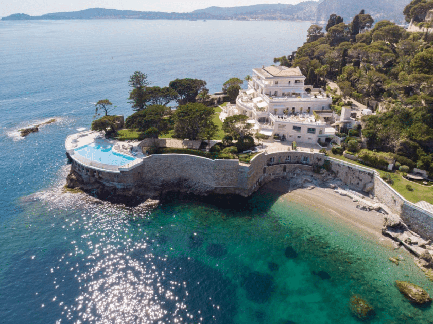 Le Cap Estel a rouvert ses portes, 5 anecdotes sur cet hôtel mythique de la Côte d’Azur Cap Estel 1