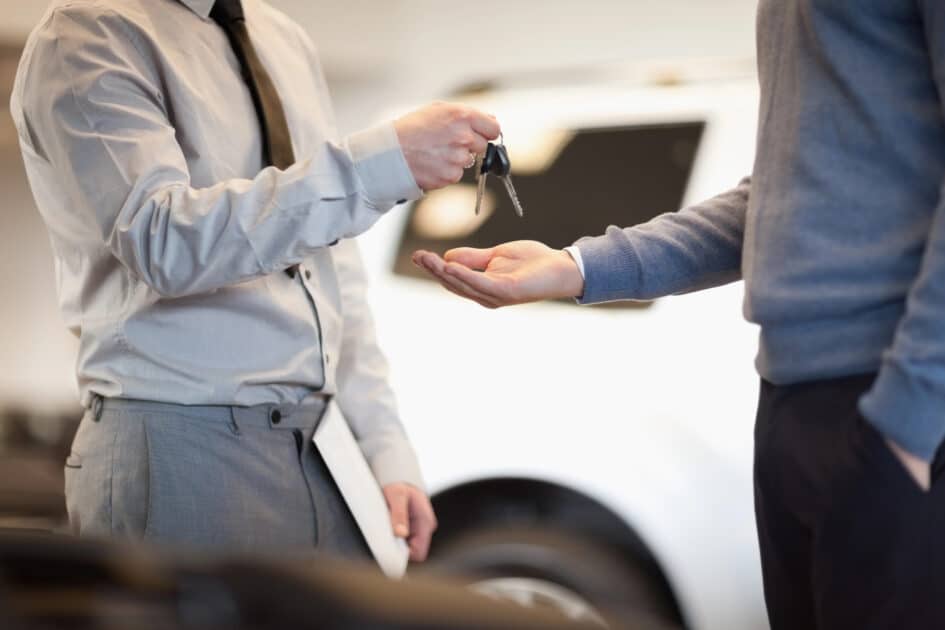 Nice, Toulon, Aix-en-Provence… Quels sont les tarifs pour louer une voiture cet été ? nice