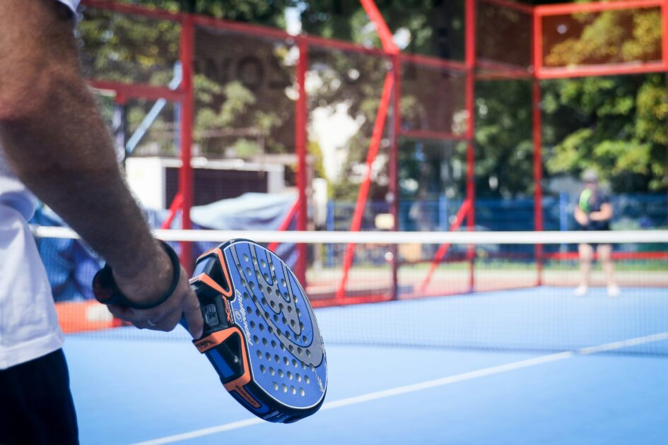 Côte d’Azur : Tony Parker, Robert Pirès et les meilleurs joueurs de padel réunis pour un événement caritatif tomasz krawczyk M2x3A8Q4JbY unsplash
