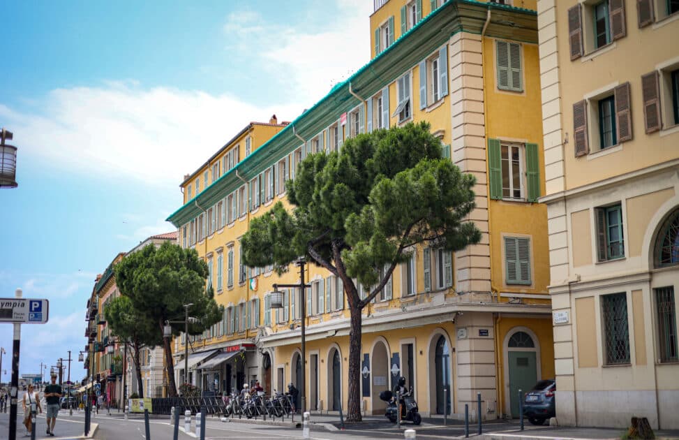 Immobilier : Nice, Antibes… avec la baisse des taux de crédit, on peut acheter (un peu) plus grand sur la Côte d’Azur Immobilier Port Nice