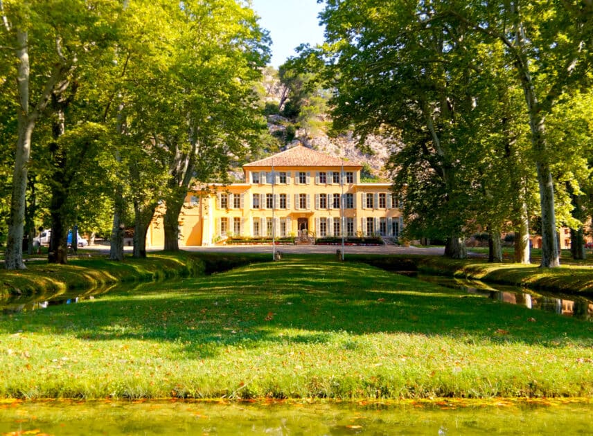 provence-alpes-côte d'azur Château du tholonet