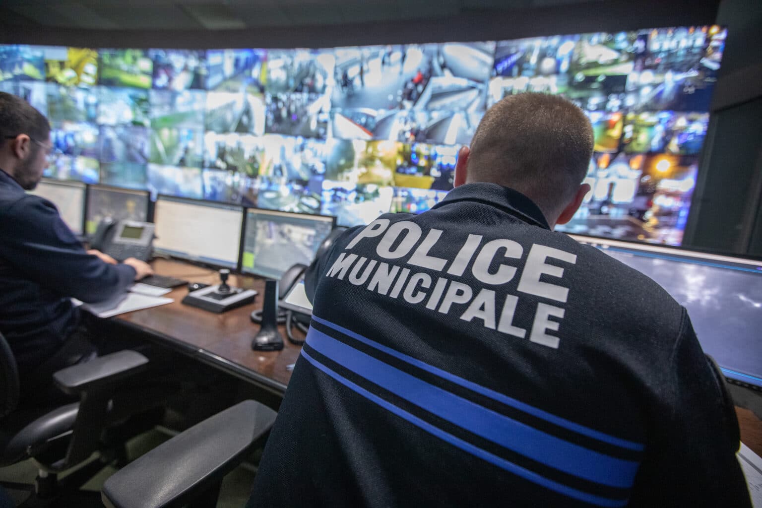 À Nice, il refuse d’obtempérer à la police nationale et percute un homme de 62 ans : « il faut des sanctions exemplaires contre ces criminels » police municipale caméras nice vidéoprotection