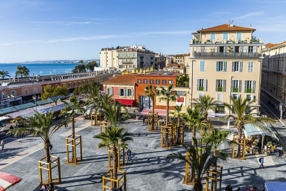 De centrale électrique aux galeries parmi les plus populaires de Nice : focus sur la belle histoire du Musée de la Photographie 3 MP Vue generale place
