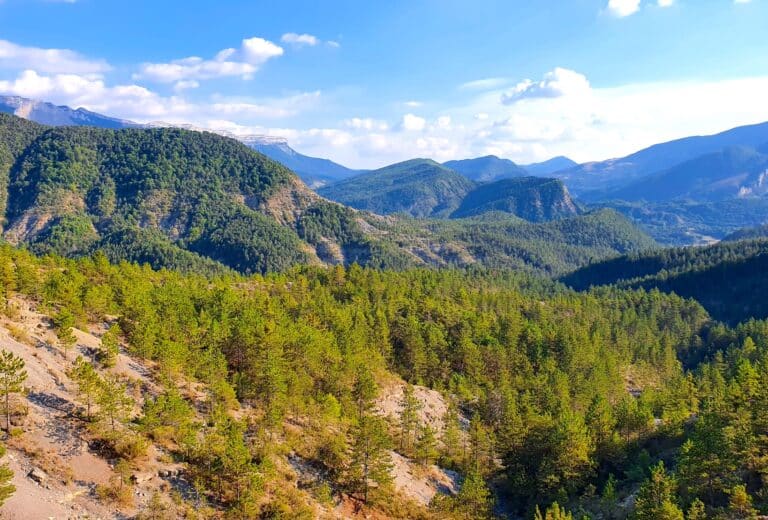 Provence-Alpes-Côte d’Azur : le GR 2013, sublime sentier de randonnée autour de Marseille provence-alpes-côte d'azur marseille