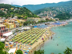 ligurie plage italie