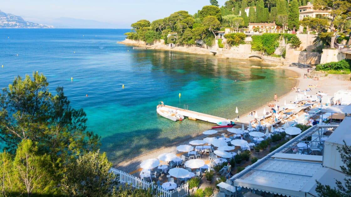 Où trouver les meilleures plages de la Côte d’Azur ? Voici les 5 sites distingués par le Guide Michelin paloma beach