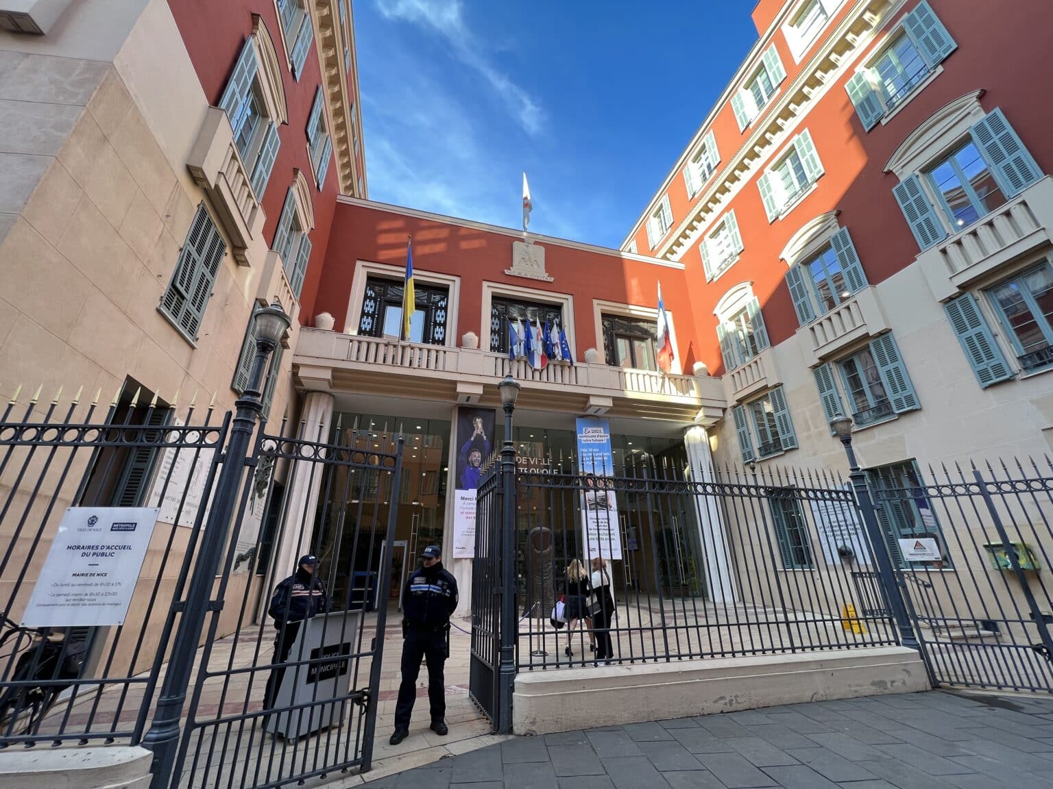 mairie hotel ville
