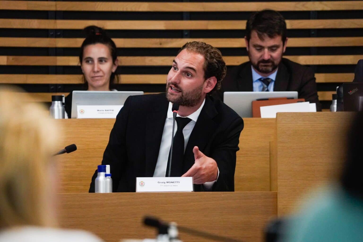 Municipales: « Jean-Pierre Rivère rejoint Marine Le Pen, c’est une faute grave »: l’ex-patron de l’OGC Nice soutient Ciotti, le camp Estrosi indigné monetti