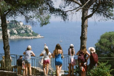 nice touristes