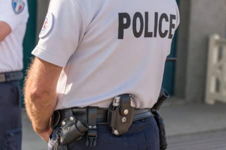 Policier