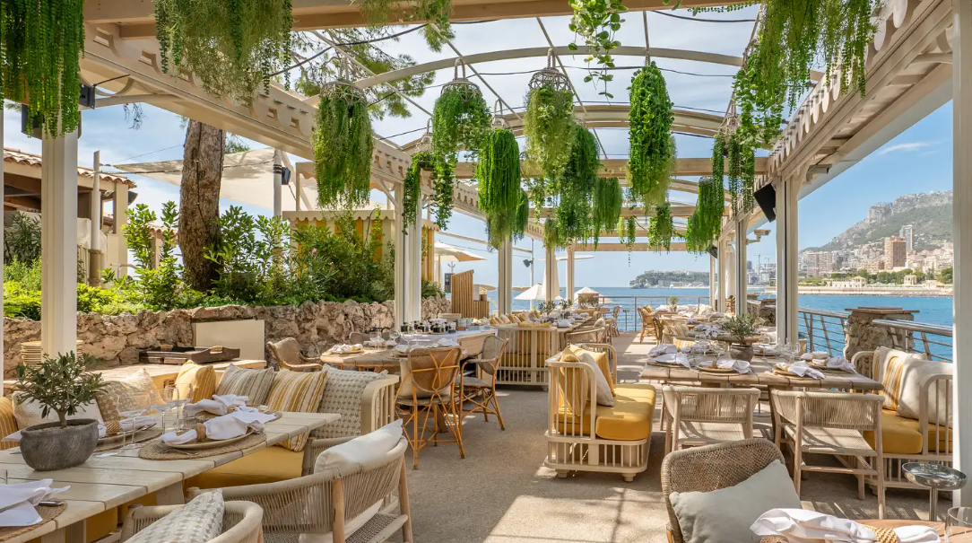 Côte d'Azur : un vaste chantier de rénovation promis à cet hôtel légendaire, près de Nice 3 Capture decran 2024 10 09 165555