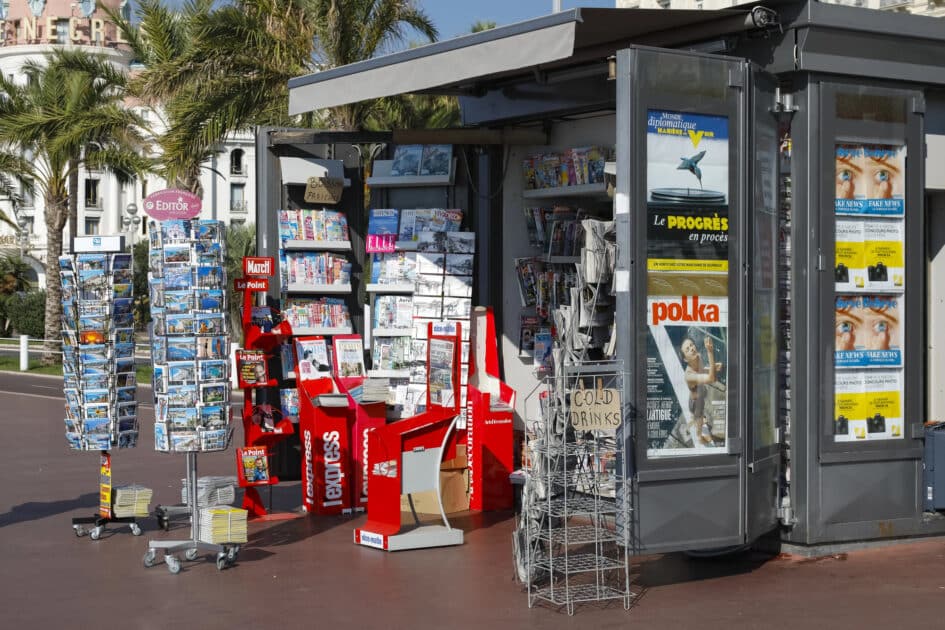 kiosque journaux presse