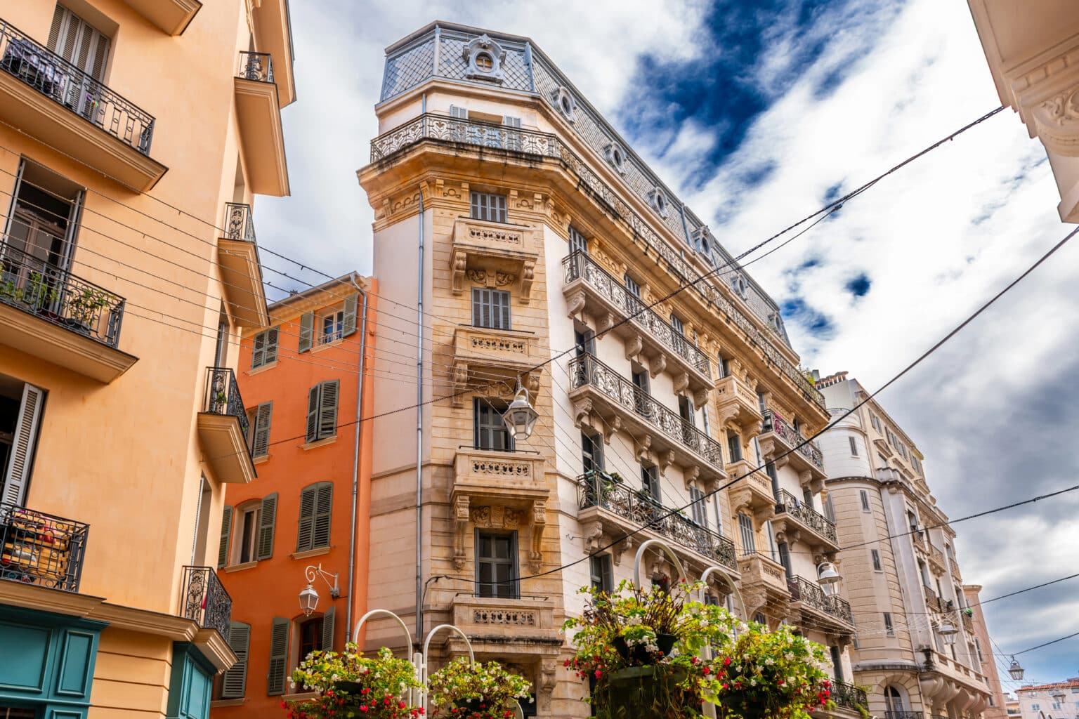 Délinquance : une seule ville proche de la Côte d’Azur dans le « top 10 » de l’insécurité, voici les chiffres qui inquiètent Toulon Côte d'Azur