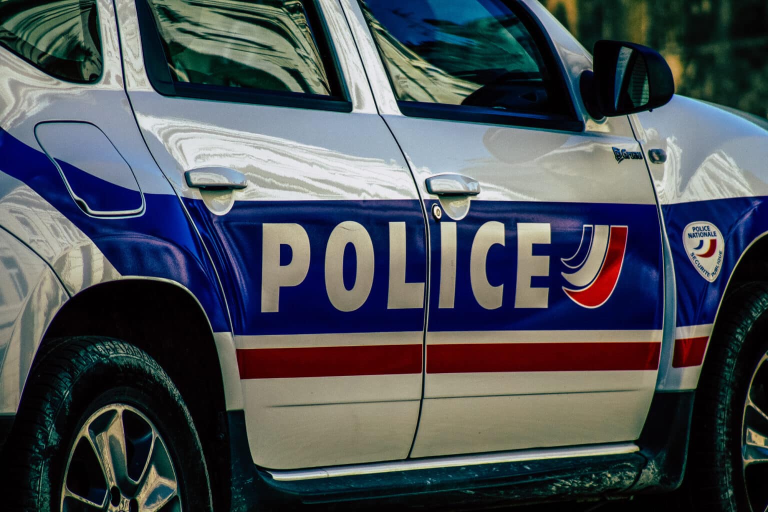 Région. Derrière l’uniforme, l’horreur ? L’ex-policier de la brigade de protection des mineurs jugé pour viols et agressions sexuelles sur des enfants Police Faits divers