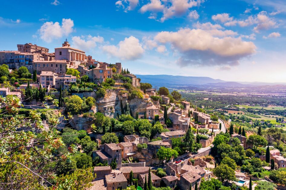 En Provence-Alpes-Côte d’Azur, comment « le plus beau village du monde » s’est retrouvé confronté au surtourisme ? WhatsApp Image 2024 12 17 at 15.28.36