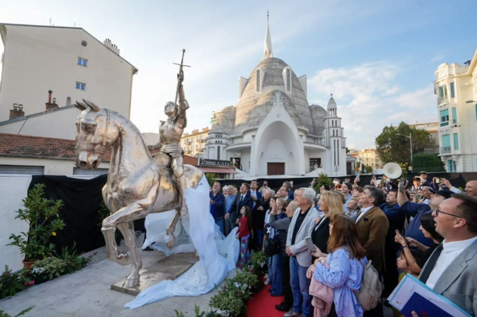 La bataille continue devant le tribunal au sujet de la statue de Jeanne d’Arc érigée à Nice-Nord : « nous faisons face à des décisions contraires » Capture decran 2025 01 15 a 17.24.05