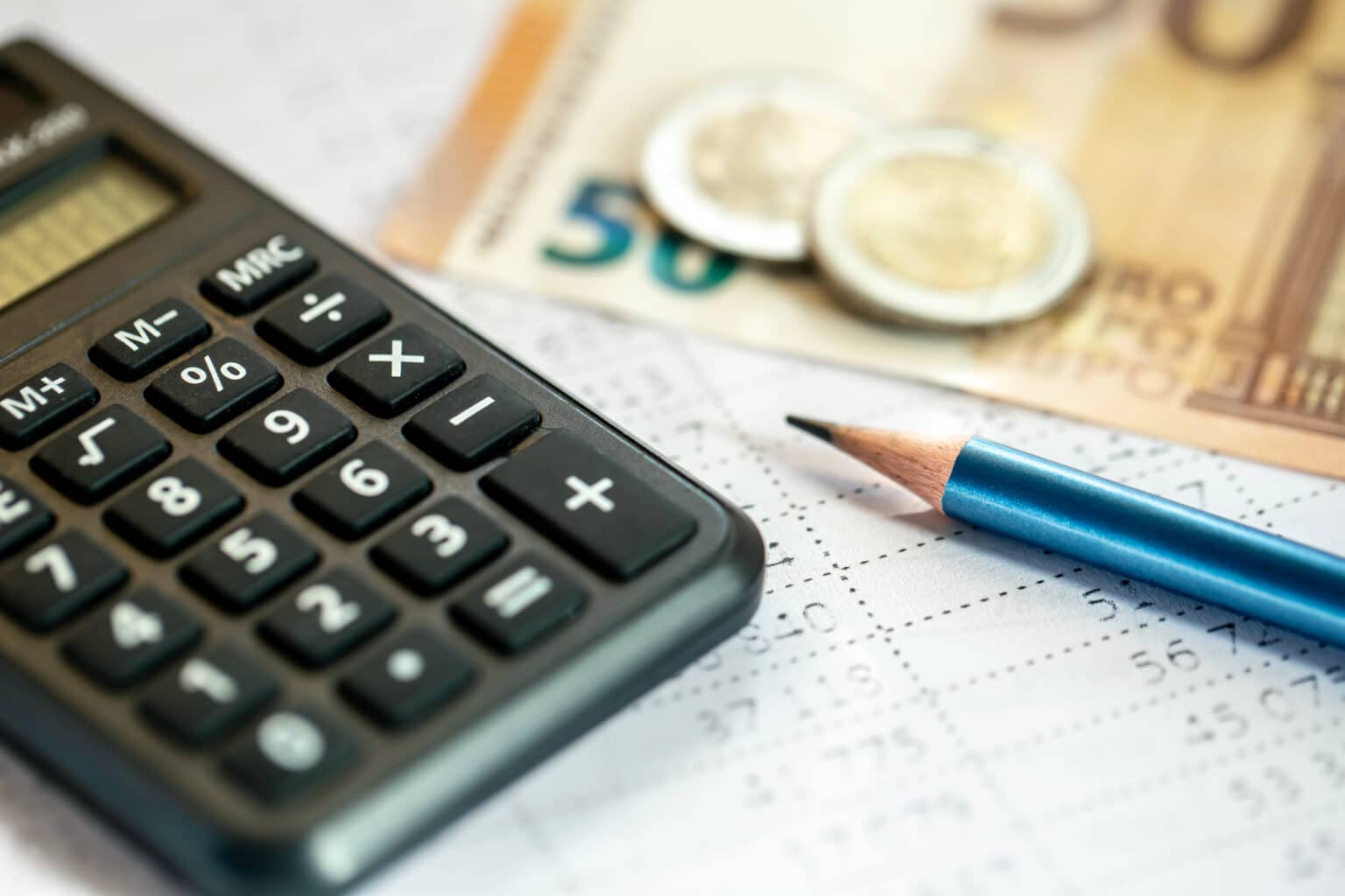 Véranda, piscine, garage… Le montant de cette taxe locale va grimper, on vous dit si vous êtes concerné ou non taxe impôt