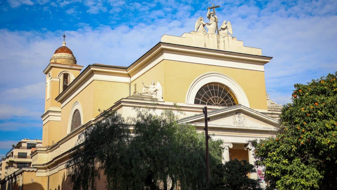 Petits palais, église, monuments... Les façades de ce quartier de Nice sont exceptionnelles, suivez le guide : "toute l'élégance du patrimoine niçois" 1 1 6