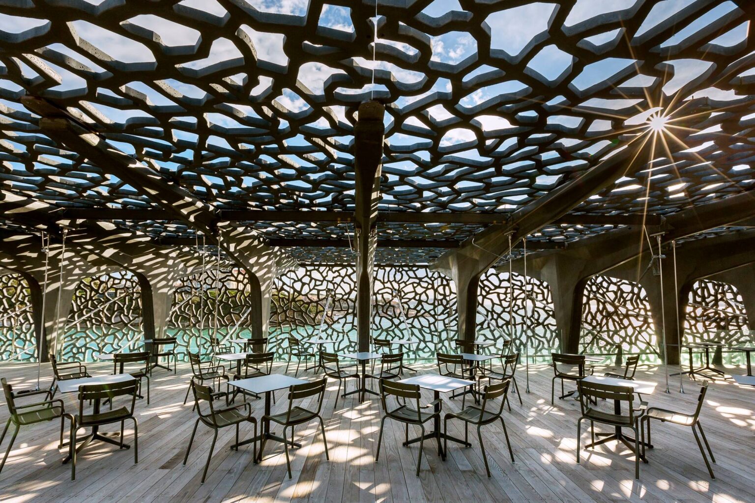 En Provence-Alpes-Côte d’Azur, un tout nouveau restaurant va bientôt ouvrir au coeur de l’un des plus beaux spots de tout Marseille 119209919 3245939402120596 9001044130117360412 n