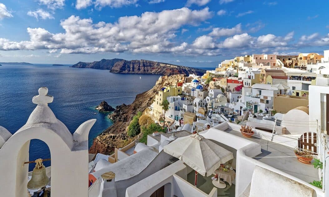 Das ikonische Oia auf Santorin. 12