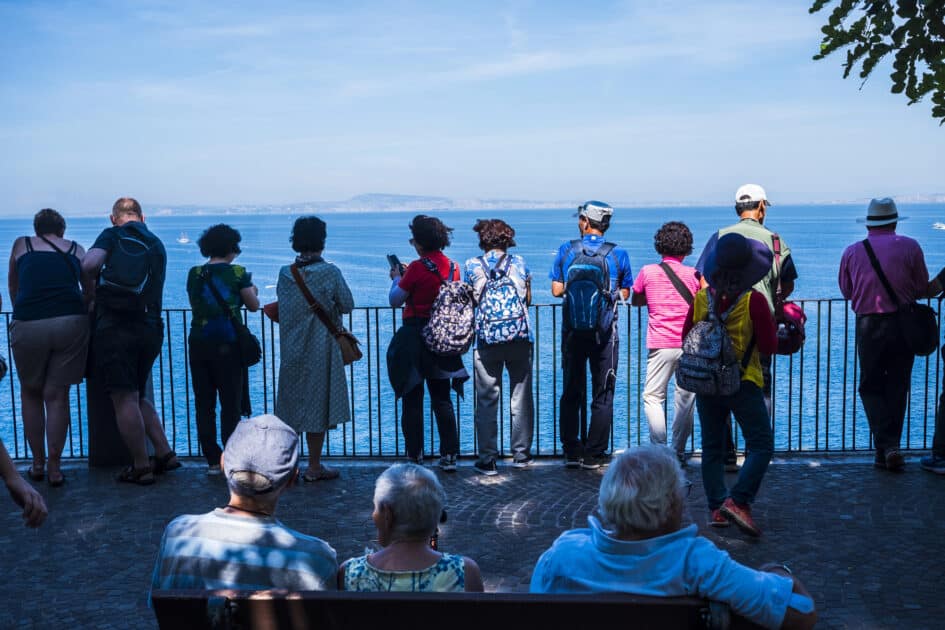 Vacances à Nice et sur la Côte d'Azur : prenez garde au "menu du touriste", cette arnaque qui fait flamber vos additions au restaurant 1 Touristes