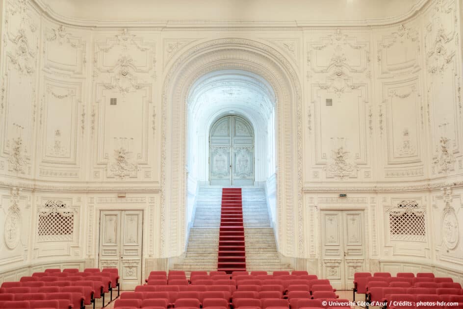 Culture niçoise : quel héritage russe visiter ou admirer à Nice et sur la Côte d’Azur ? Domaine de Valrose theatre ©Universite Cote dAzur copie pp