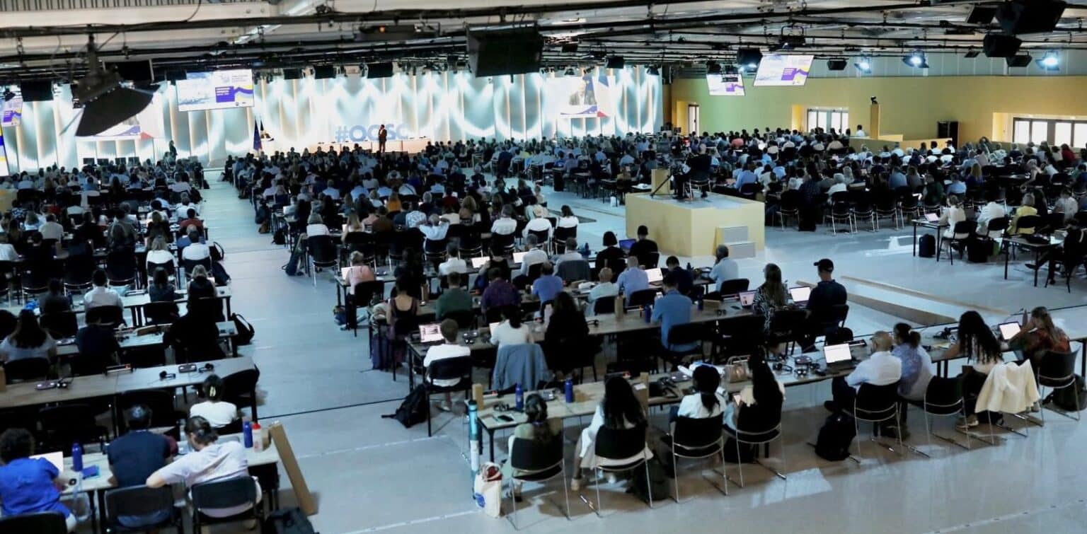 À Nice, plus de 2000 chercheurs réunis avant le sommet de l’ONU sur l’océan pour alerter les politiques sur l’urgence d’enfin transformer les connaissances en actions… concrètes Gsgq9tUWAAAdoJS