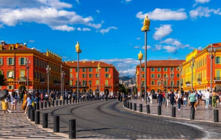 Nice Place Masséna foule
