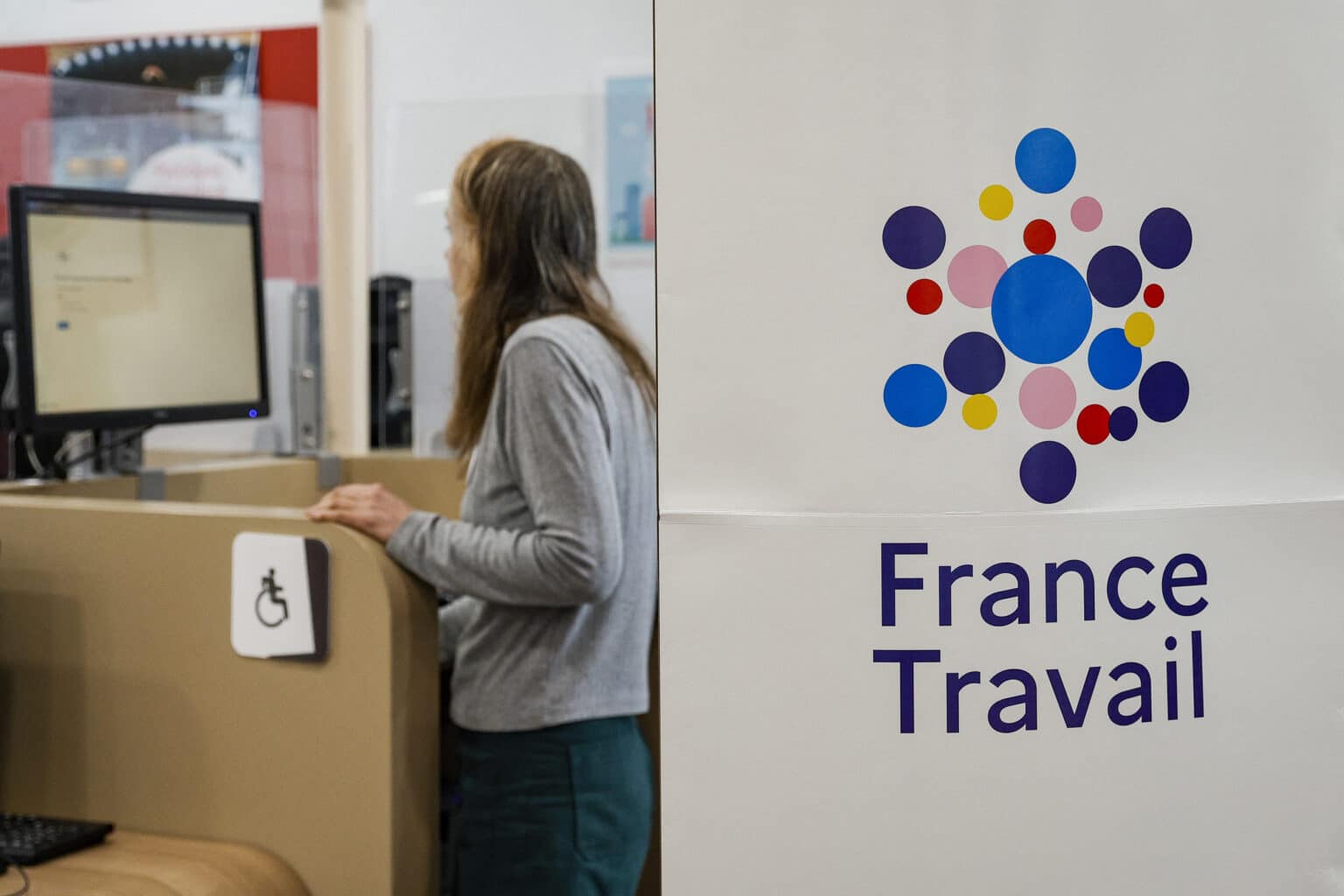 Prof de danse, auxiliaire de vie… De nombreuses offres d’emplois avec ou sans diplômes à Nice et dans les Alpes-Maritimes pour la rentrée ! france travail emploi chomage