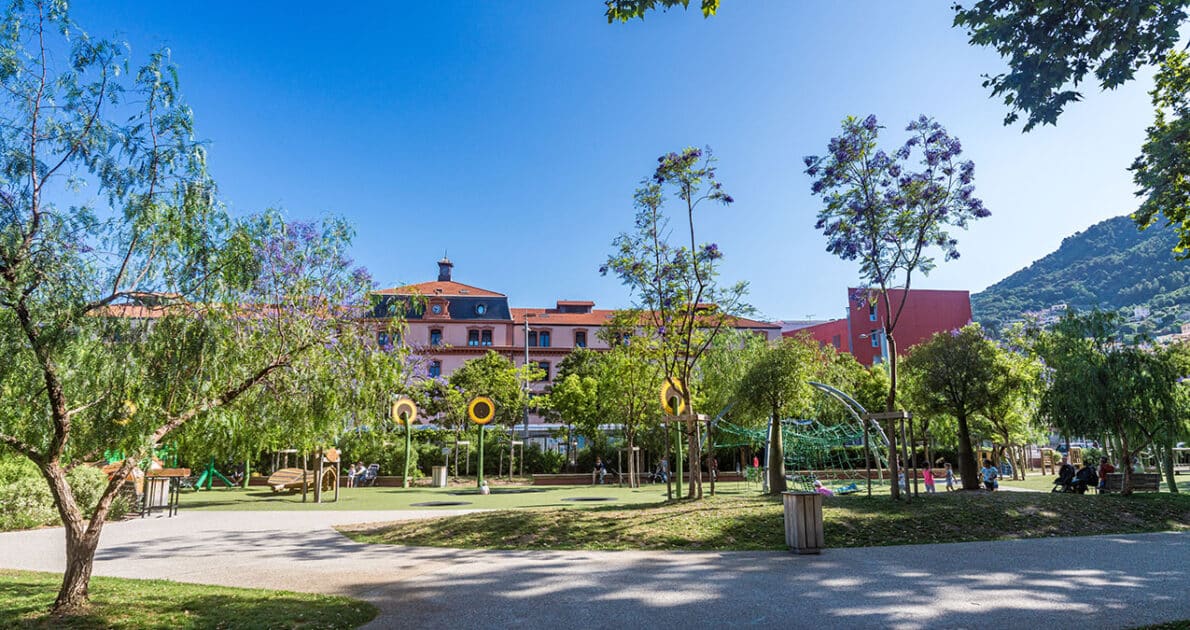 663193 jardin saint jean d angely