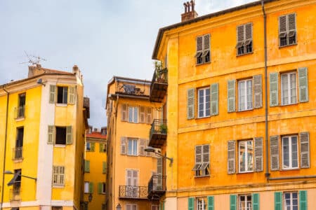 nice immeuble immobilier facades vieux nice