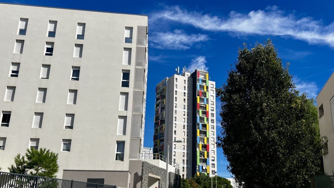 vue générale des HLM de la cité des Moulins à Nice