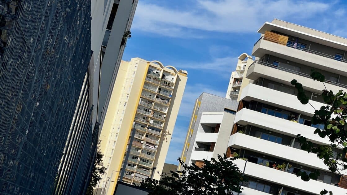 vue générale des HLM de la cité des Moulins à Nice