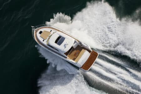 petit yacht