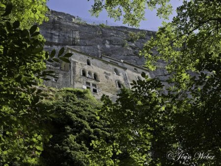 La Sainte Baume le sanctuaire la grotte de Marie Madeleine dans le Var 1 cliche Jean Weber 2 7